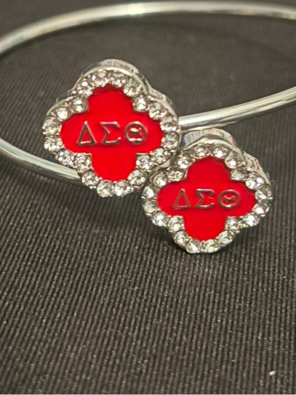 Delta Sigma Theta Red Clover Shaped Single Bangle Bracelet - Picture 2 of 4
